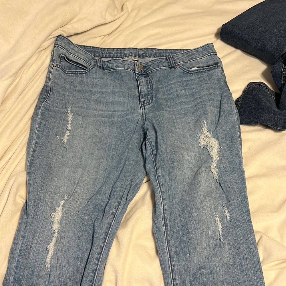 Skinny Capri Jeans